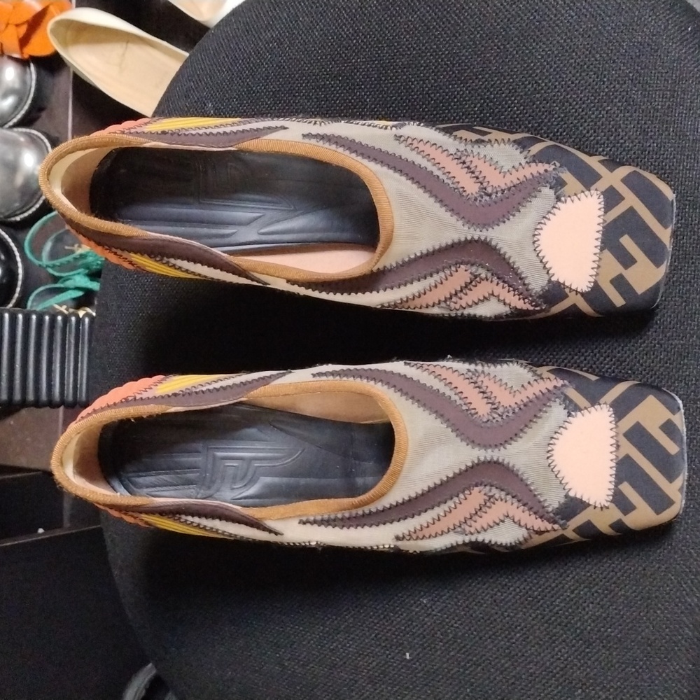 Women shoes